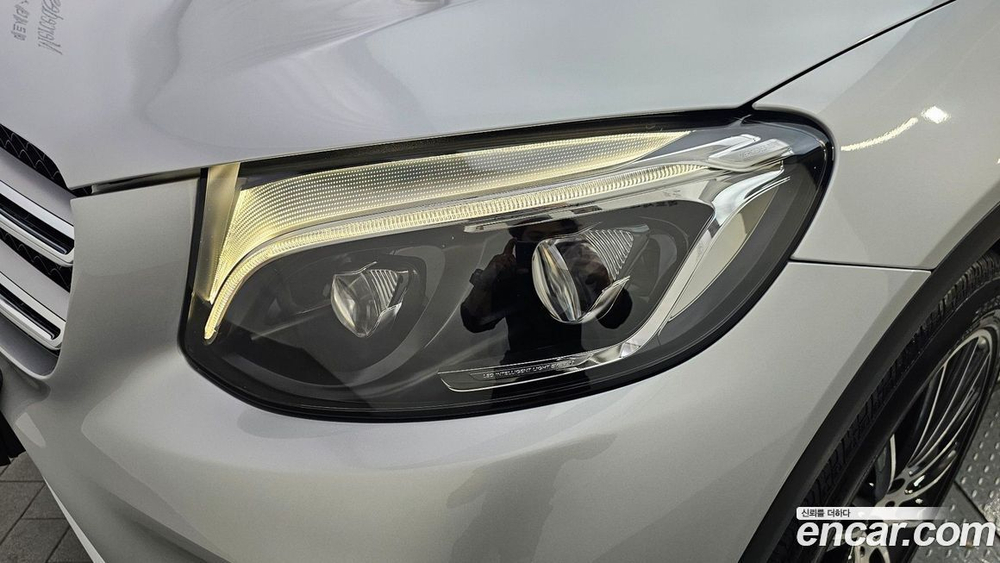 Mercedes-Benz GLC-Class X253 GLC300 4MATIC AMG Line (12.2019)