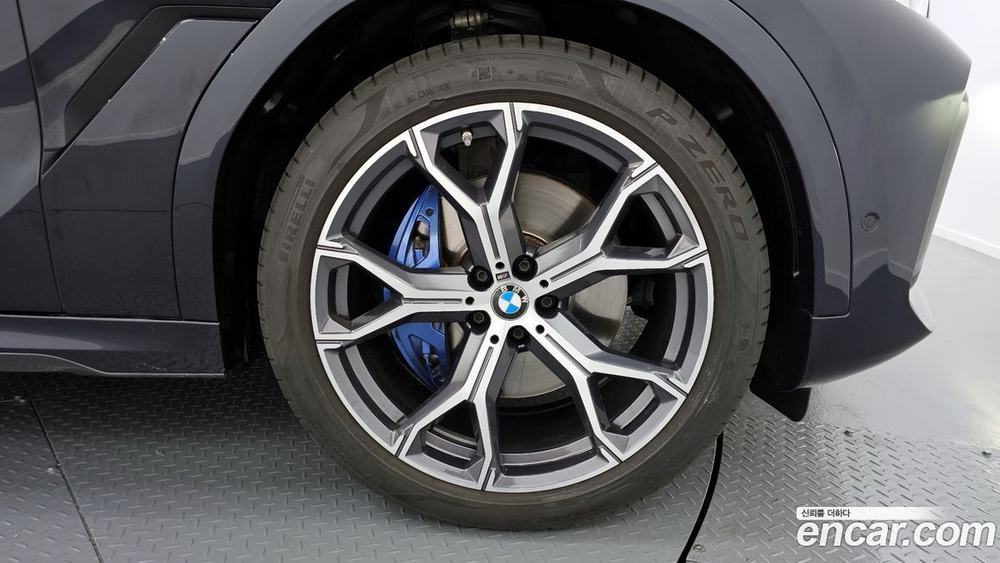 BMW X6 (G06) xDrive40i M Sports (05.2022)