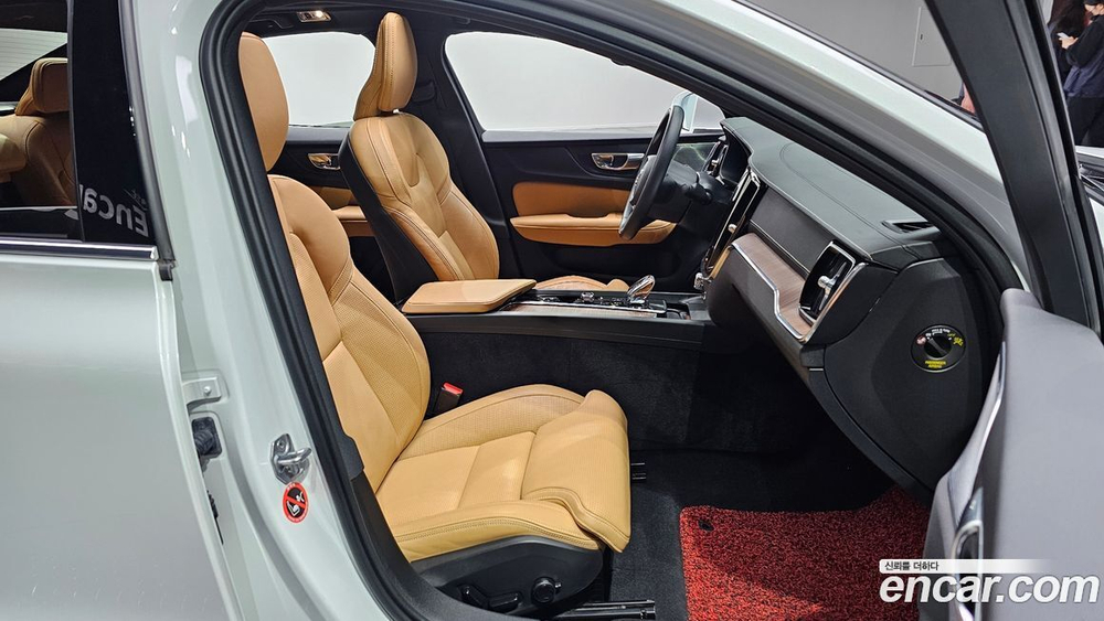 Volvo S60 3 Generation B5 Inscription (08.2022)