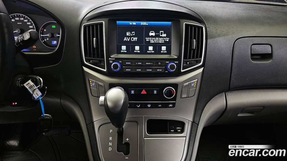 Hyundai The New Grand Starex Van 3-х местный (01.2020)