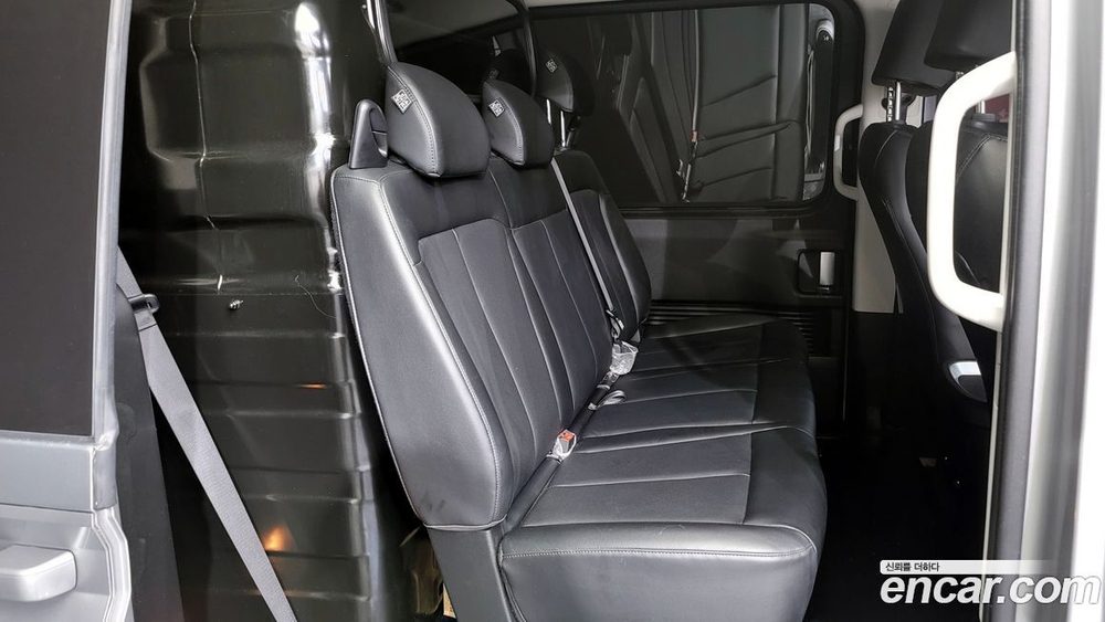 Hyundai Staria Cargo 5인승 (08.2022)