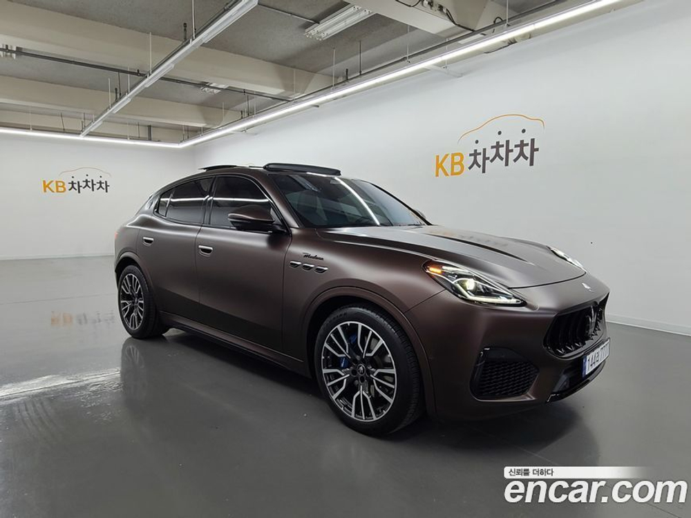 Maserati Grecale 2.0 AWD 모데나 (05.2023)