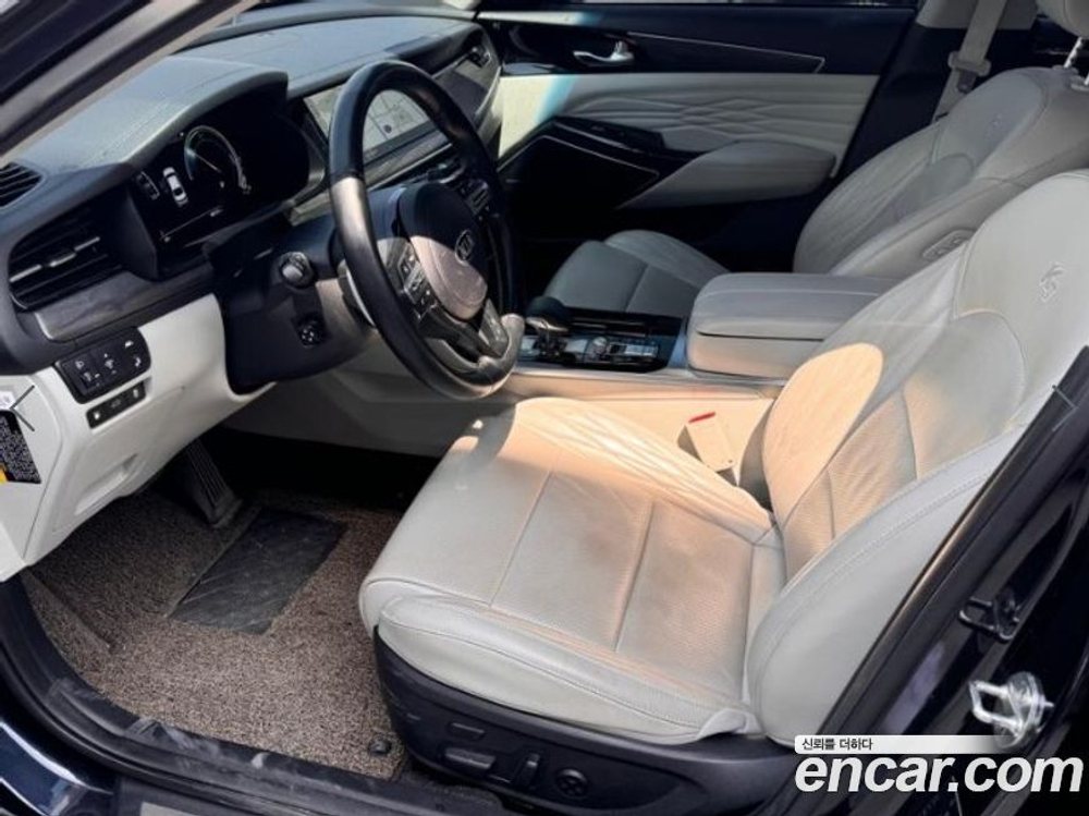 Kia K7 (Cadenza) Premier Hybrid Signatures (09.2019)