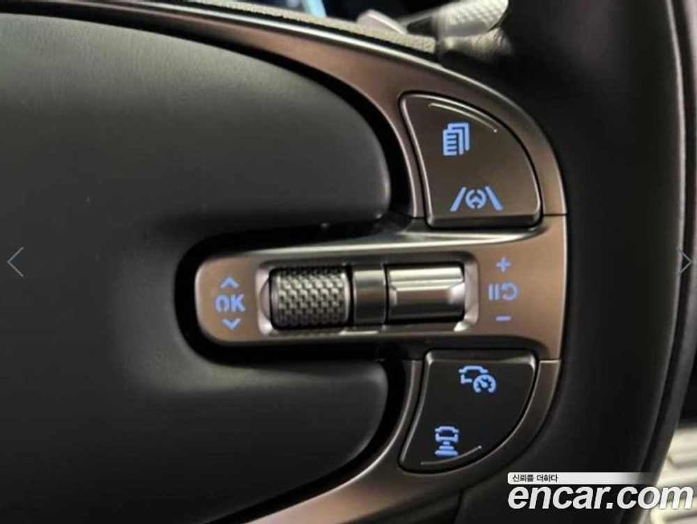 Genesis GV70 2.5T Бензин AWD (12.2021)