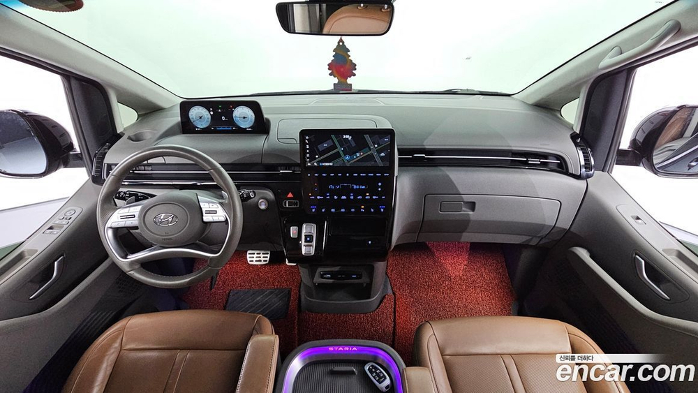 Hyundai Staria 라운지 9-и местный (11.2021)
