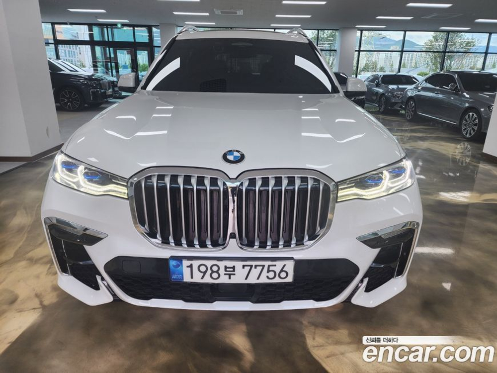 BMW X7 (G07) xDrive 40d M Sports 6-и местный (12.2021)