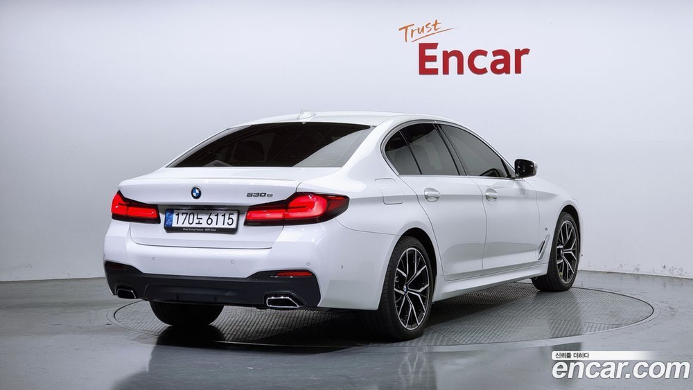 BMW 5 Series (G30) 530e M Sports (05.2021)