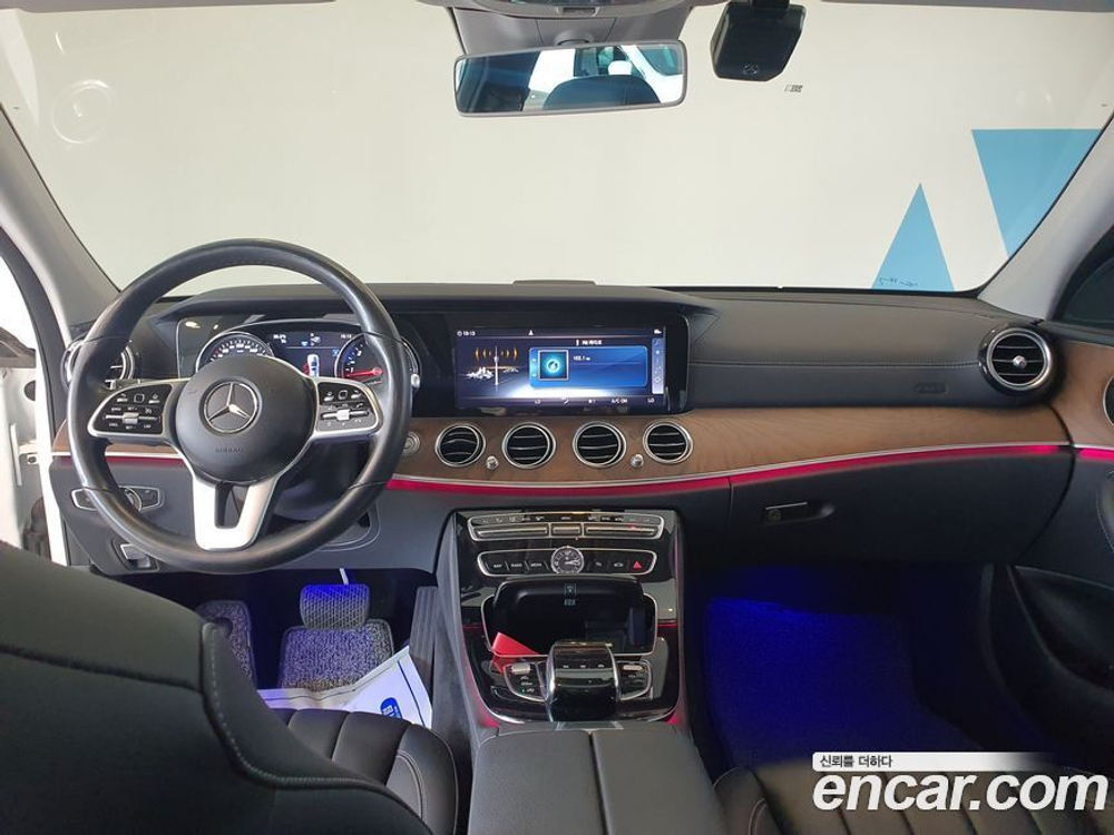 Mercedes-Benz E-Class W213 E220d 4MATIC Exclusive (10.2019)