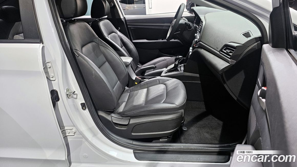 Hyundai The New Avante AD 1.6 (02.2020)