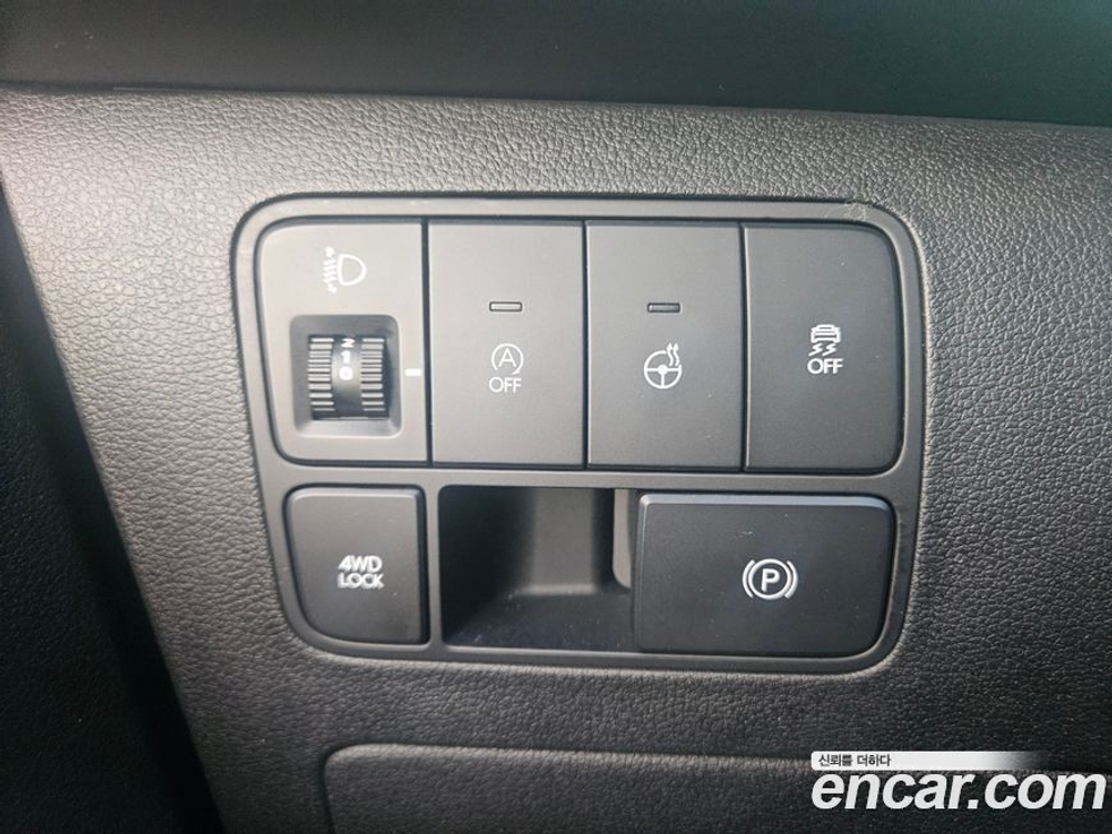 Hyundai Staria 4WD Tourer 11-и местный (05.2022)