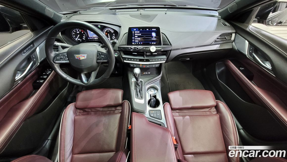 Cadillac CT4 2.0 Sports (12.2020)
