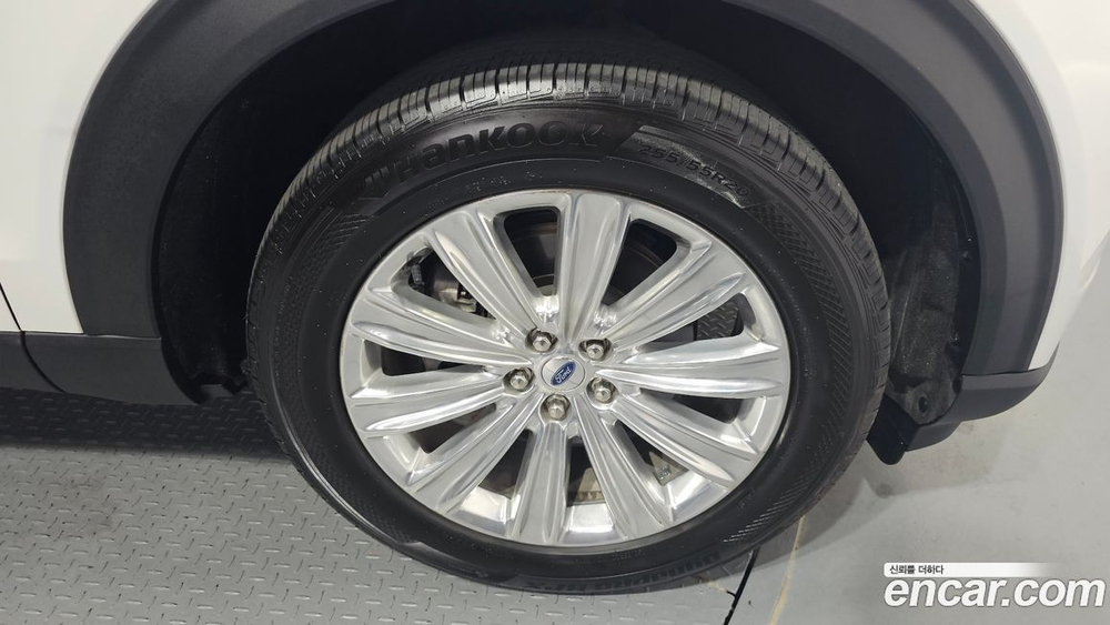 Ford Explorer 6 Generation 2.3 Limited 4WD (11.2022)