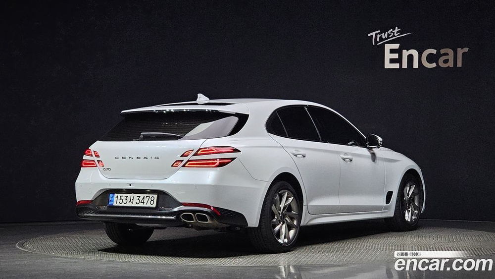 Genesis The New G70 Shooting Brake Бензин 2.0T 2WD (07.2022)