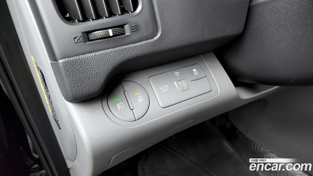 Hyundai The New Grand Starex Van 3-х местный (06.2020)