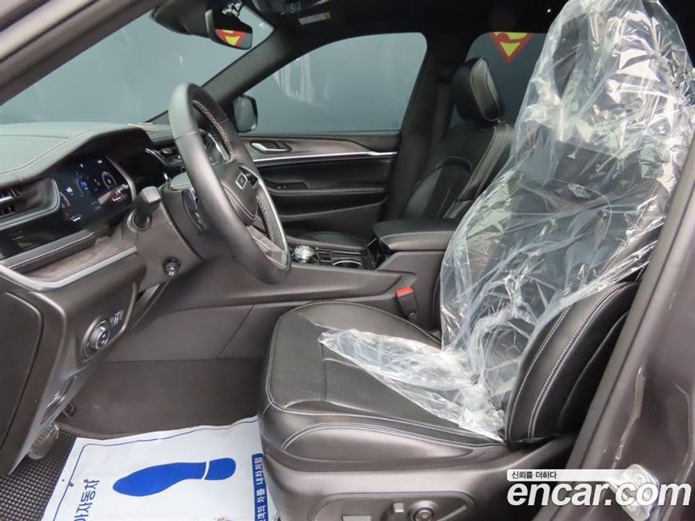 Jeep Grand Cherokee (WL) L 3.6 Overland (09.2022)