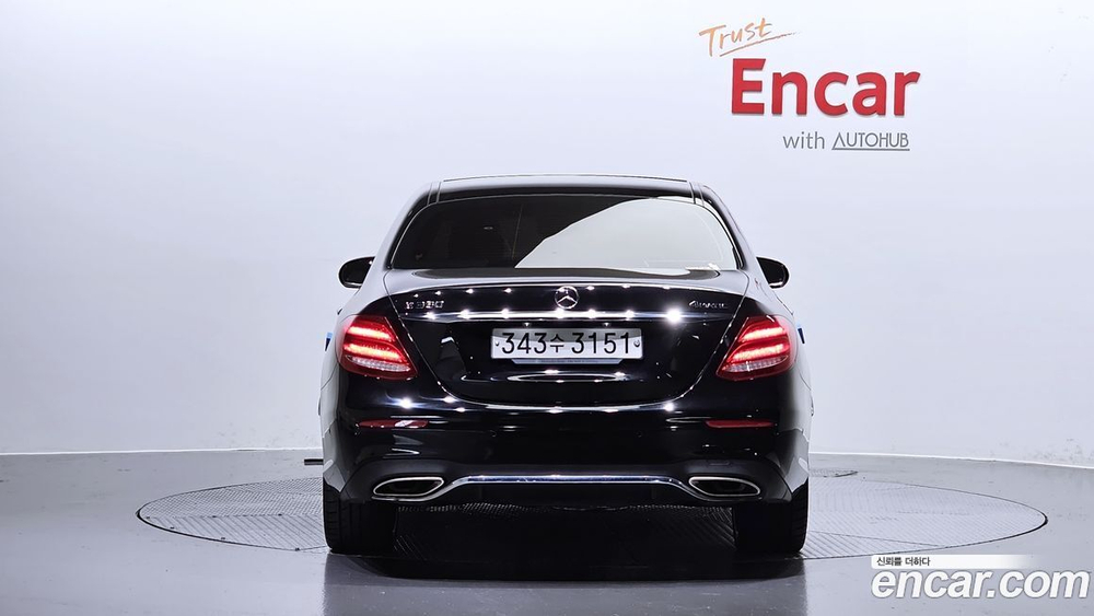 Mercedes-Benz E-Class W213 E350 4MATIC AMG Line (09.2019)