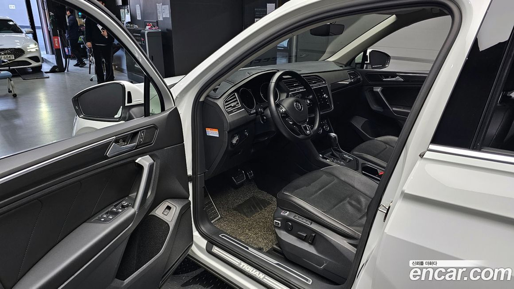 Volkswagen Tiguan 2 Generation 2.0 TDI Prestige (04.2020)