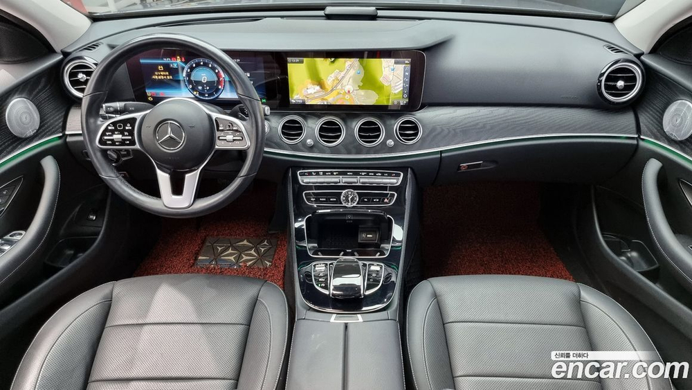 Mercedes-Benz E-Class W213 E300 4MATIC Avangarde (08.2019)