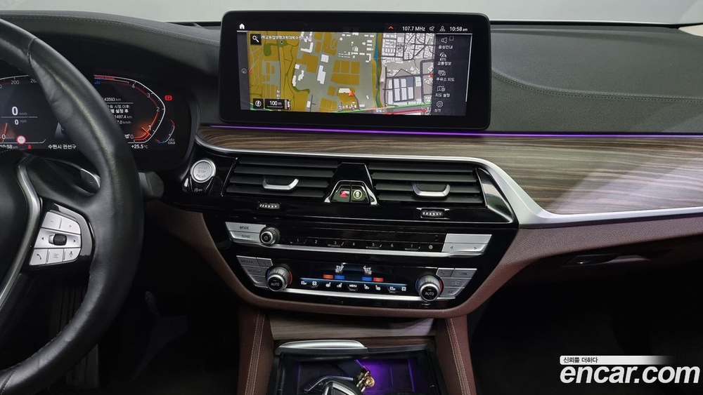 BMW 6 Series GT (G32) 620d Luxury (12.2021)
