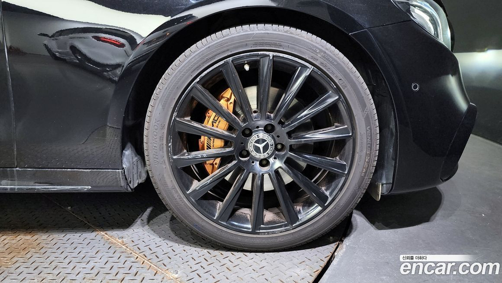 Mercedes-Benz E-Class W213 E300 Avangarde (08.2019)