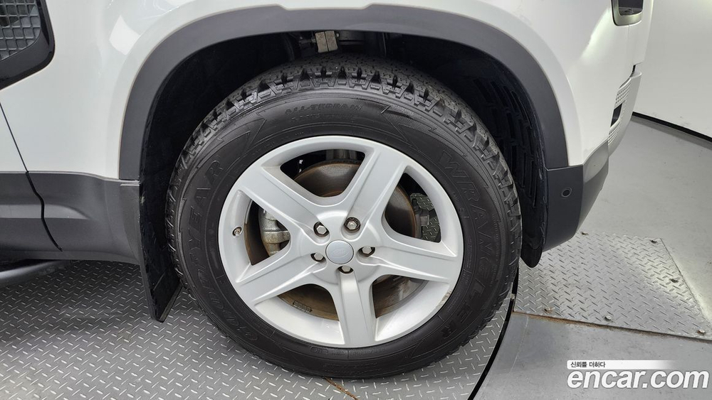 Land Rover Defender (L663) 110 D240 SE (12.2020)