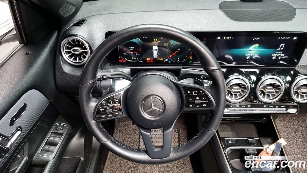 Mercedes-Benz GLB-Class X247 GLB200 d (09.2021)