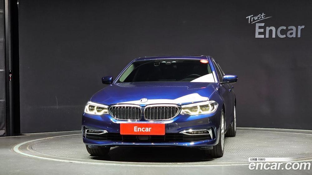 BMW 5 Series (G30) 530i xDrive Luxury Plus (12.2019)