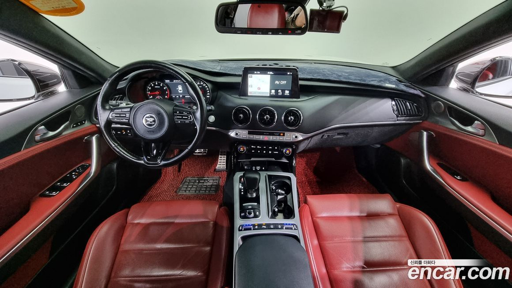 Kia Stinger 2.0 Turbo 2WD (04.2020)