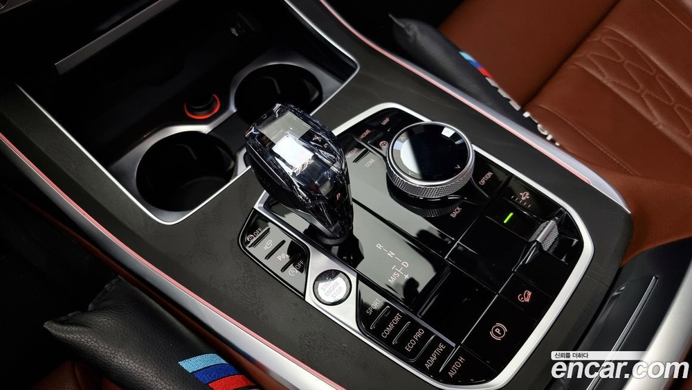BMW X7 (G07) xDrive 30d Design Pure Excellence 6-и местный (08.2020)