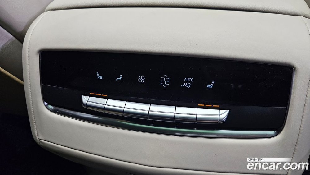 Cadillac Escalade 5 Generation 6.2 (12.2023)