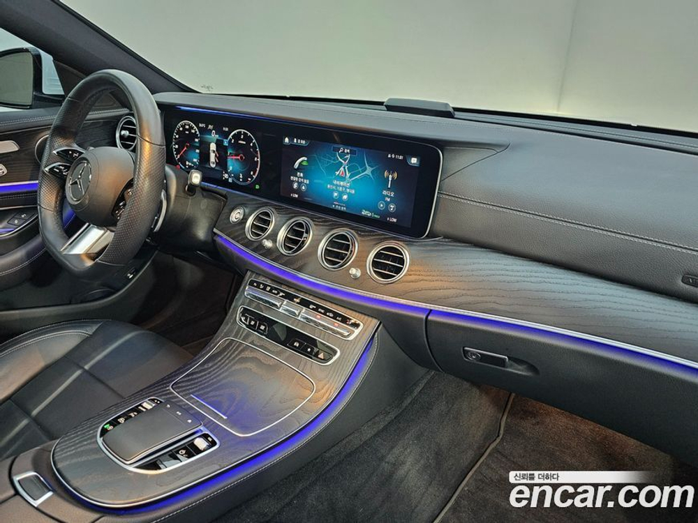 Mercedes-Benz E-Class W213 E220d 4MATIC AMG Line (10.2020)
