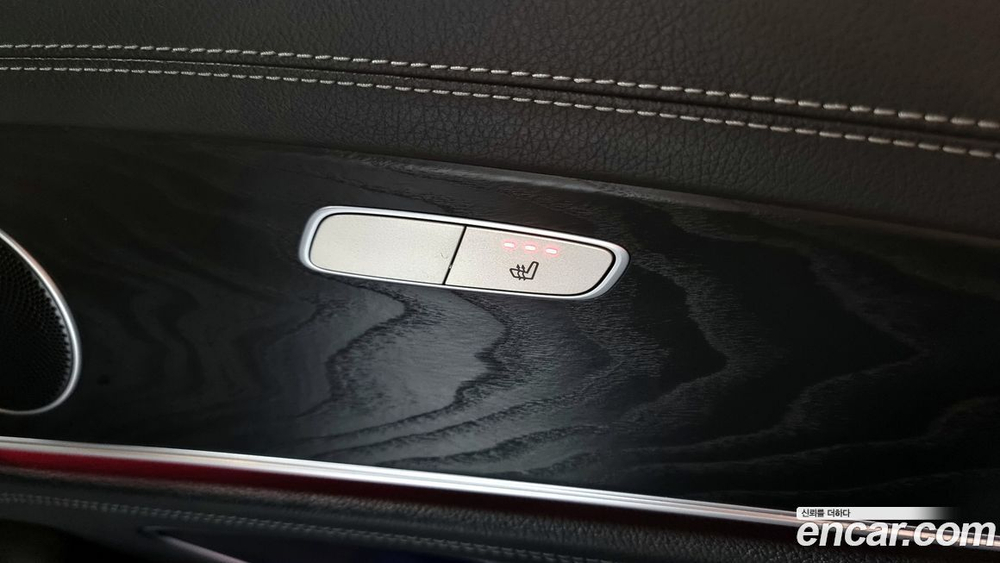 Mercedes-Benz E-Class W213 E220d 4MATIC AMG Line (10.2020)