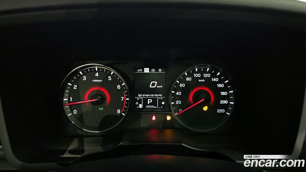 KG Mobility (Ssangyong) Very New Tivoli Бензин 1.5 2WD (11.2019)