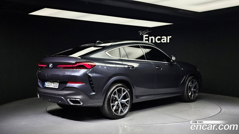 BMW X6 (G06) xDrive40i M Sports (10.2020)