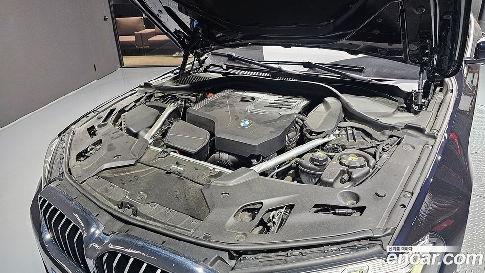 BMW 5 Series (G30) 530i M Sports (12.2021)