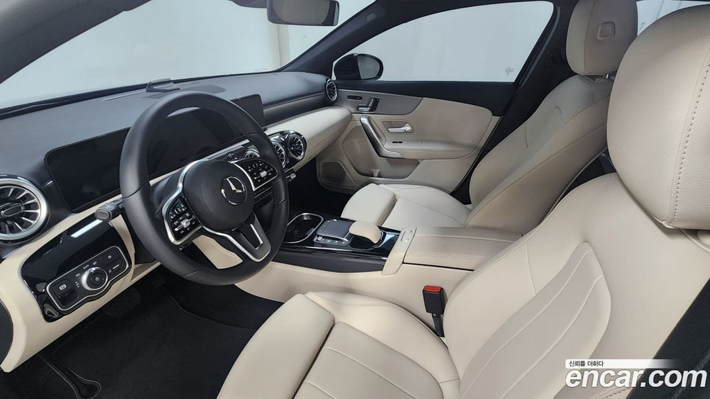 Mercedes-Benz A-Class W177 A220 Hatchback (02.2023)