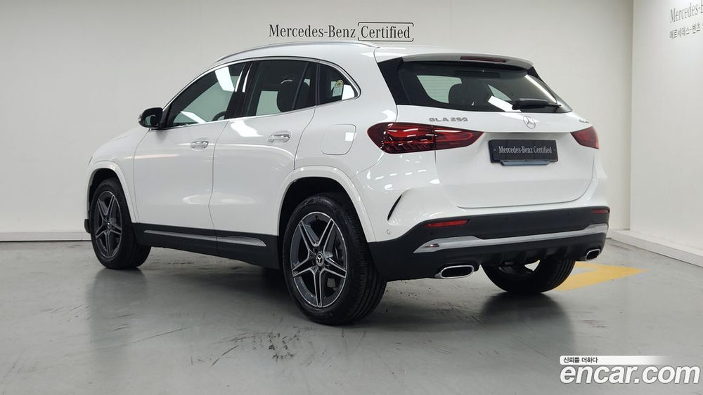 Mercedes-Benz GLA-Class H247 GLA250 4MATIC (02.2024)