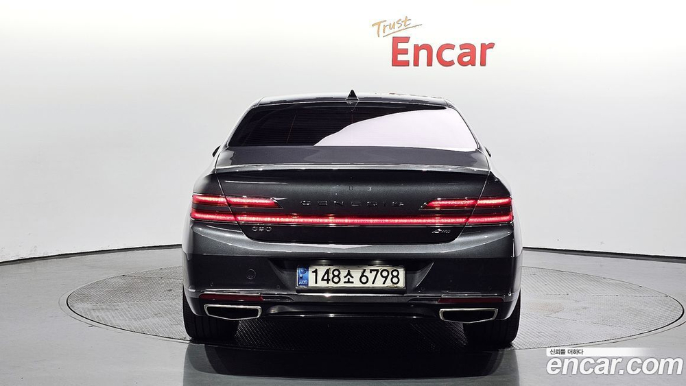 Genesis G90 3.8 AWD (10.2020)