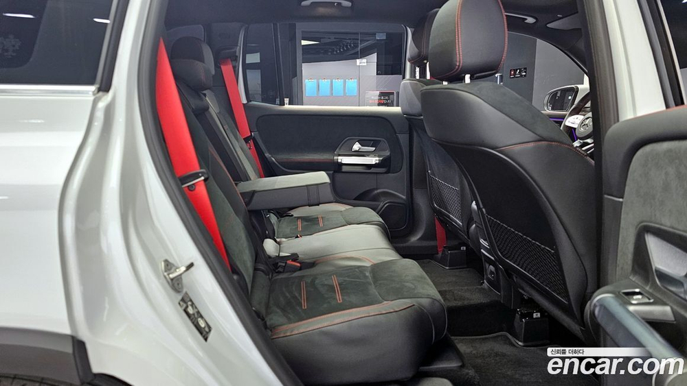 Mercedes-Benz GLB-Class X247 AMG GLB35 4MATIC (12.2021)