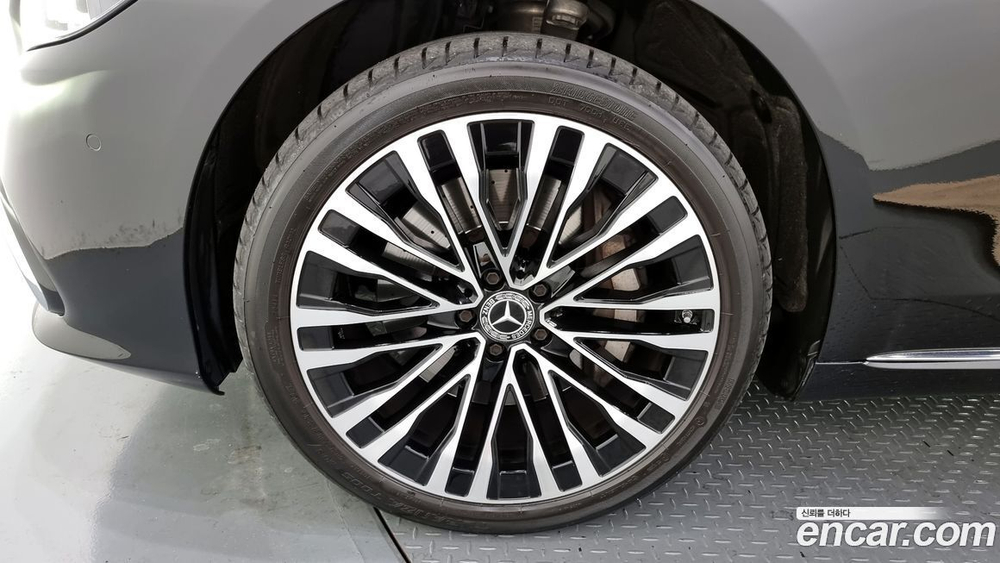 Mercedes-Benz S-Class W223 S580L 4MATIC (06.2021)