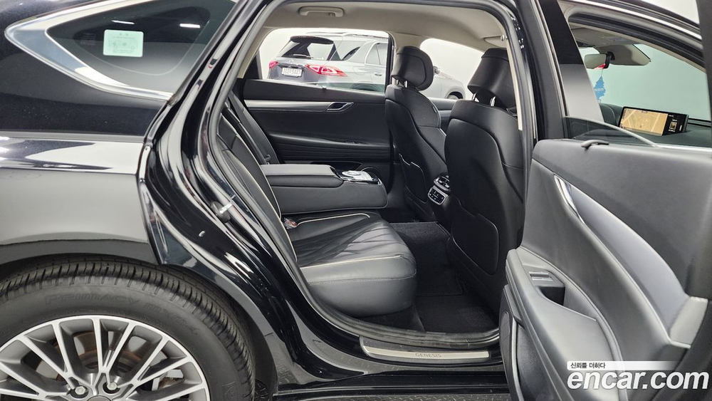 Genesis G80 (RG3) Бензин 2.5 Turbo AWD (05.2020)
