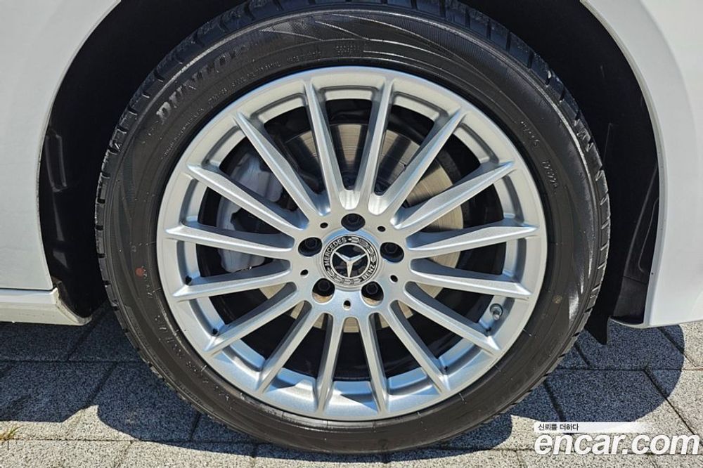 Mercedes-Benz E-Class W213 E250 Exclusive (08.2022)