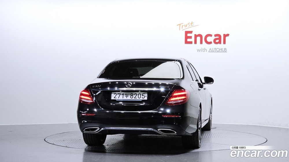 Mercedes-Benz E-Class W213 E300 4MATIC AMG Line (02.2020)