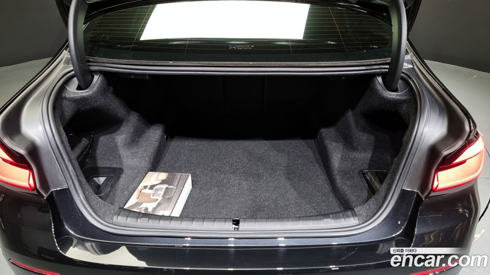 BMW 5 Series (G30) 530i Luxury (12.2021)