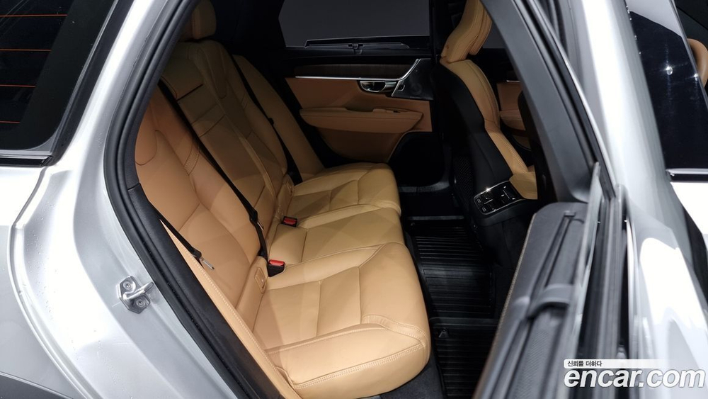 Volvo V90 Cross Country B5 Pro AWD (09.2021)