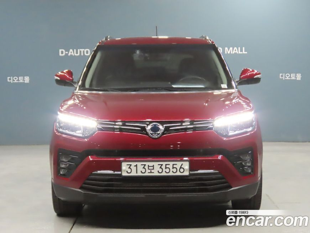 KG Mobility (Ssangyong) Very New Tivoli Бензин 1.5 2WD (12.2019)