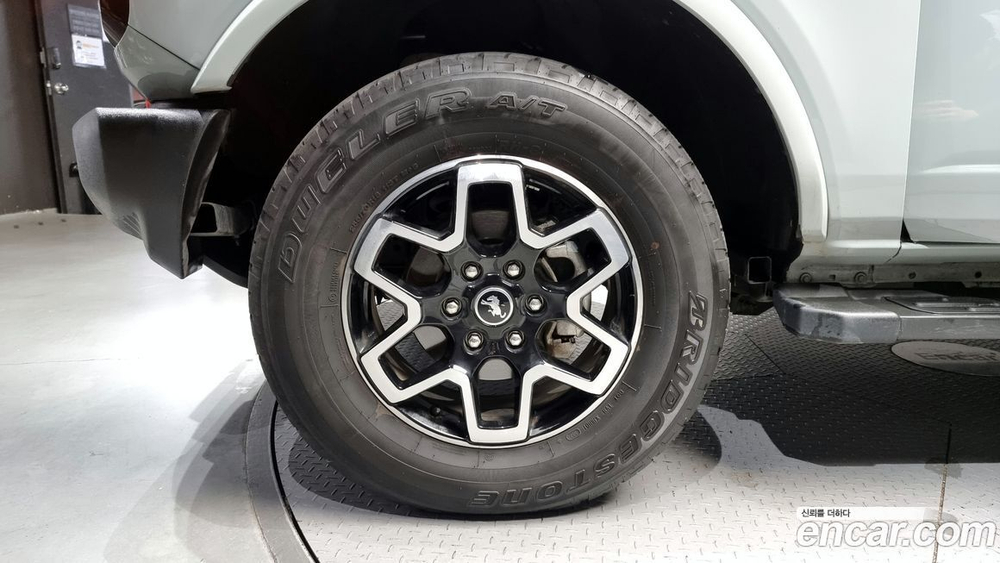 Ford Bronco 6 Generation 2.7 Outer Banks (10.2022)