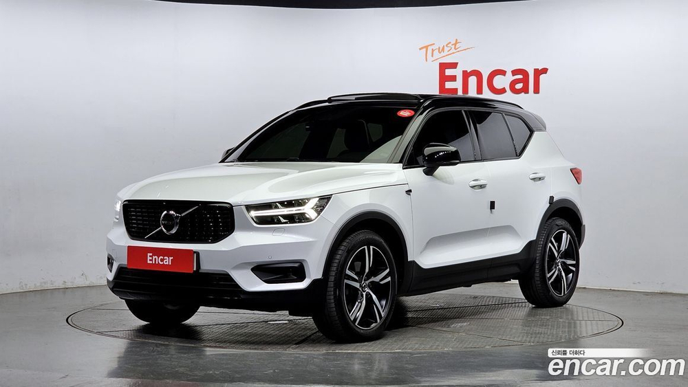 Volvo XC40 T4 R-Design (01.2020)