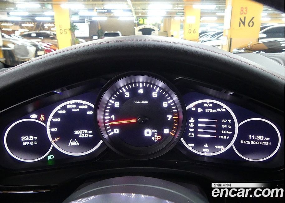 Porsche Panamera (971) 3.0 AWD (03.2020)