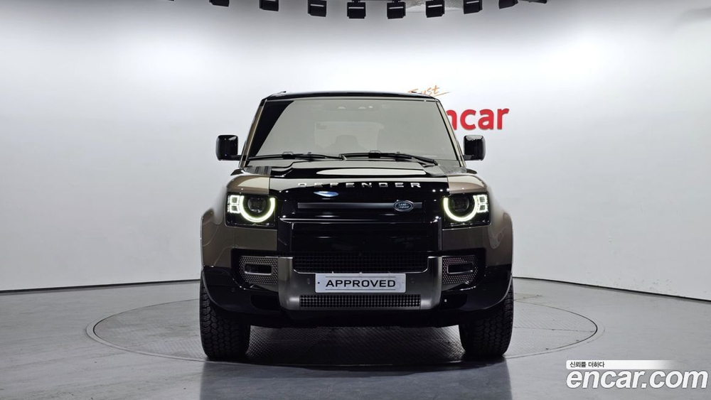 Land Rover Defender (L663) 110 P400 X (09.2023)